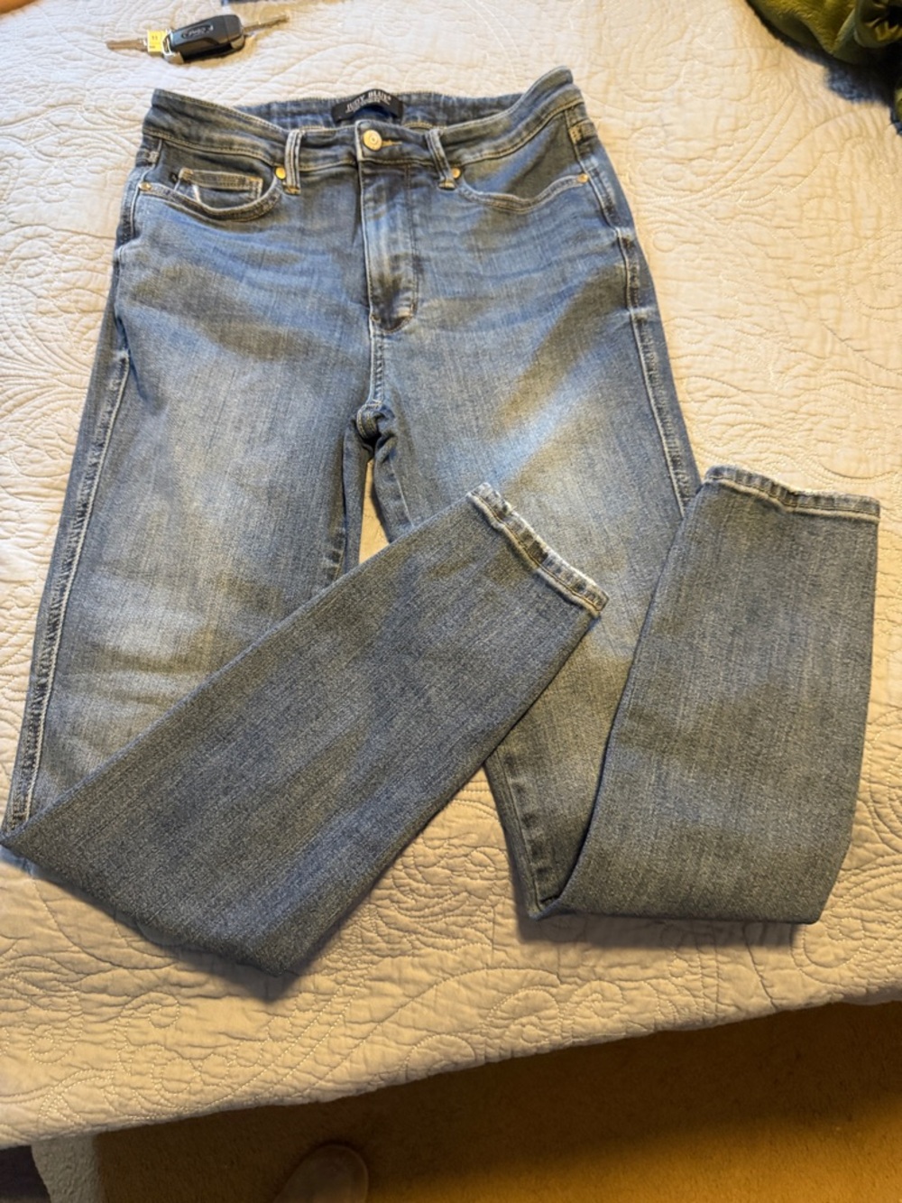 Judy Blue Medium Wash Blue Jeans